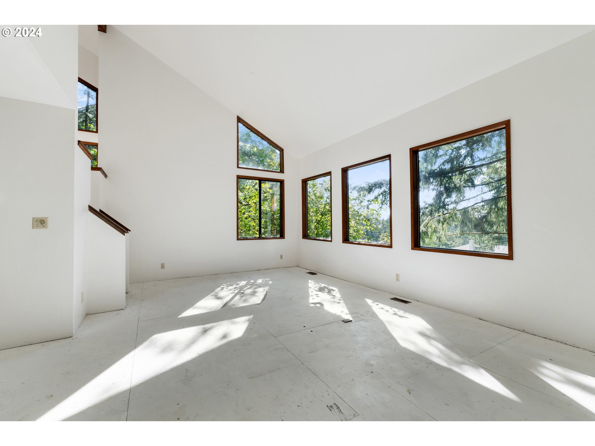 3598 Spring Boulevard Eugene, OR 97405 - Photo 21 of 48 Gallery Image 21