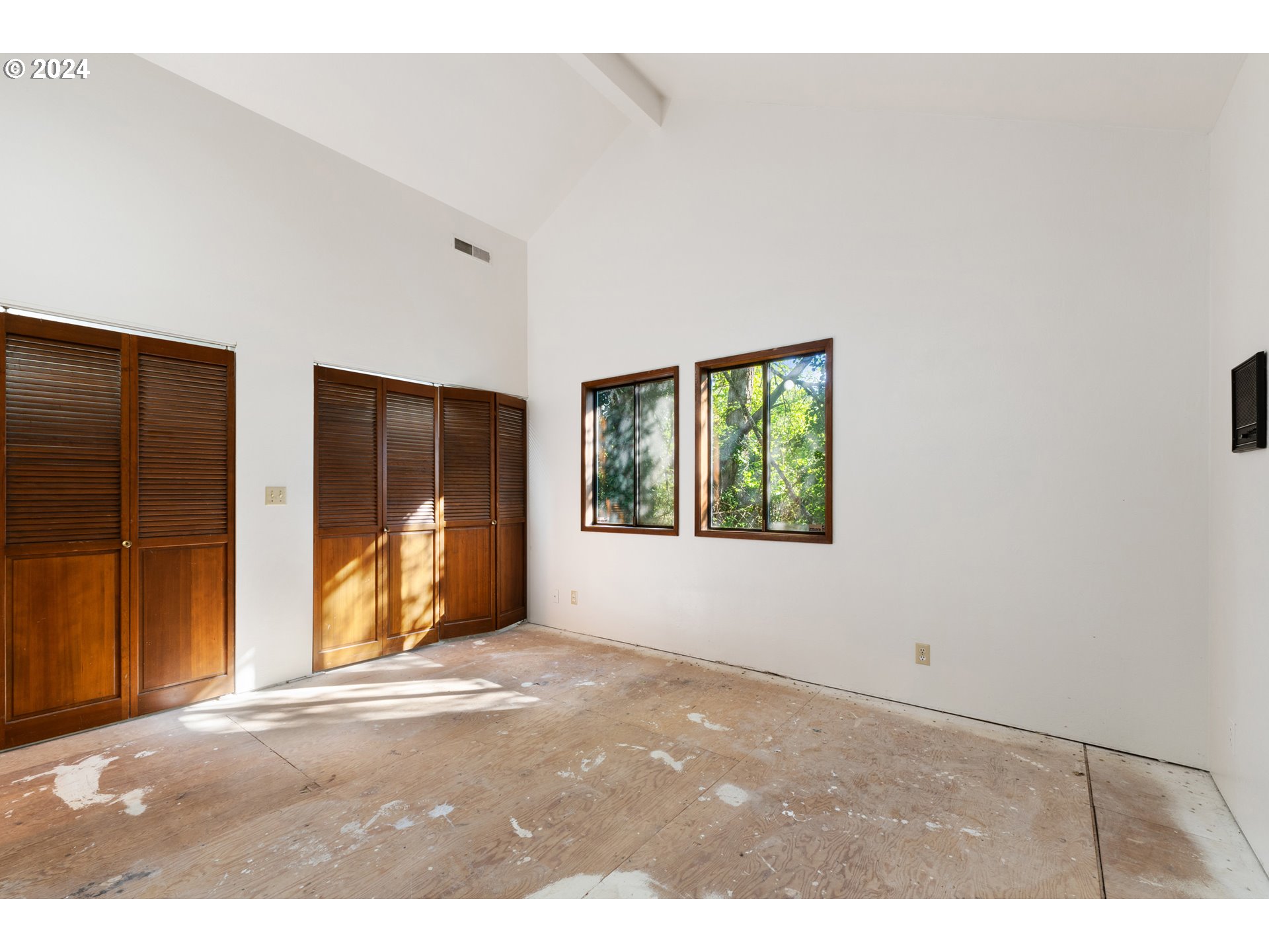 3598 Spring Boulevard Eugene, OR 97405 - Photo 35 of 48 Gallery Image 35