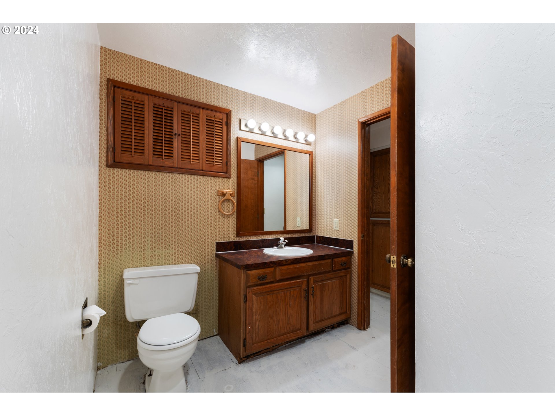 3598 Spring Boulevard Eugene, OR 97405 - Photo 41 of 48 Gallery Image 41