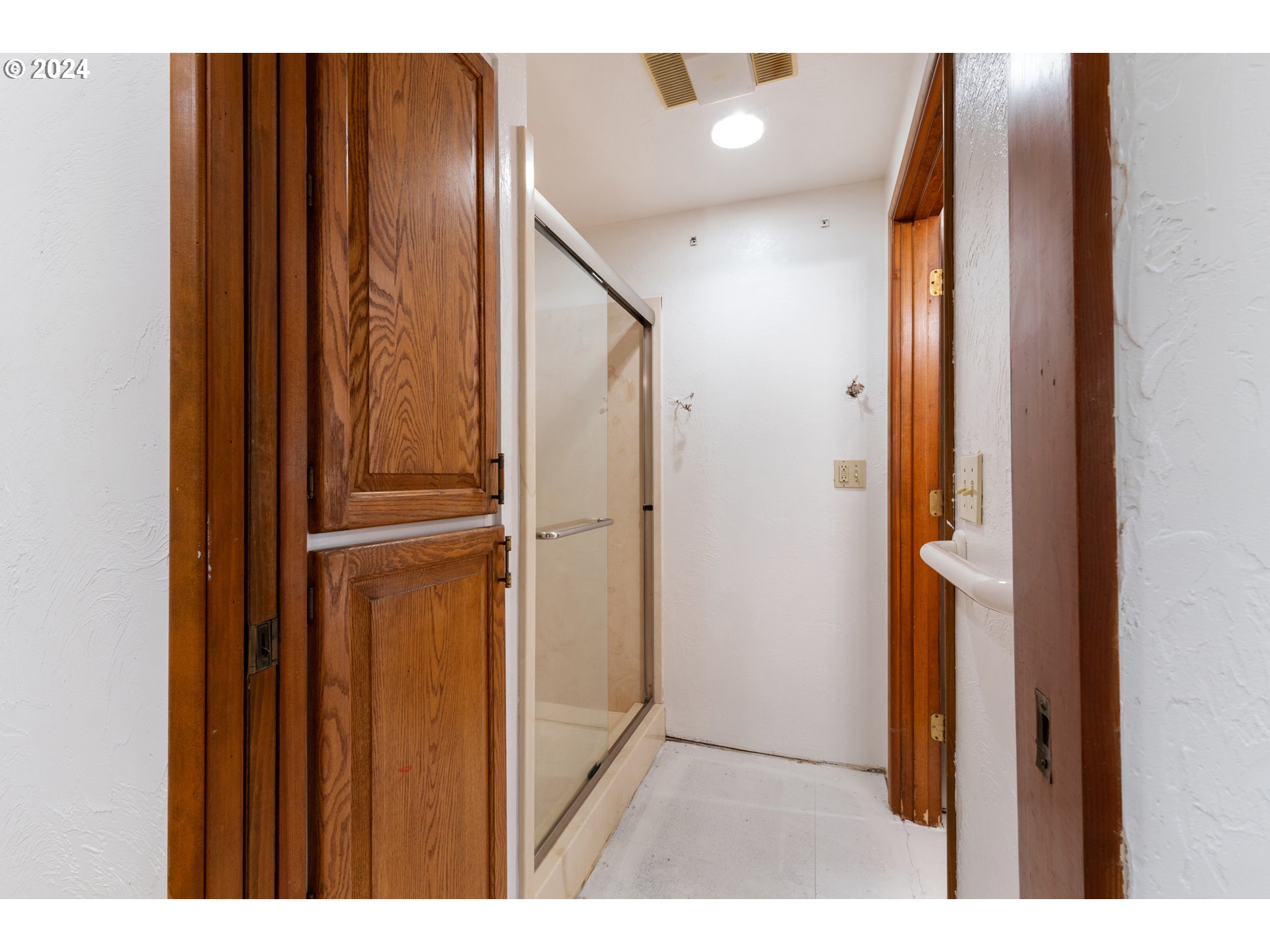 3598 Spring Boulevard Eugene, OR 97405 - Photo 42 of 48 Gallery Image 42