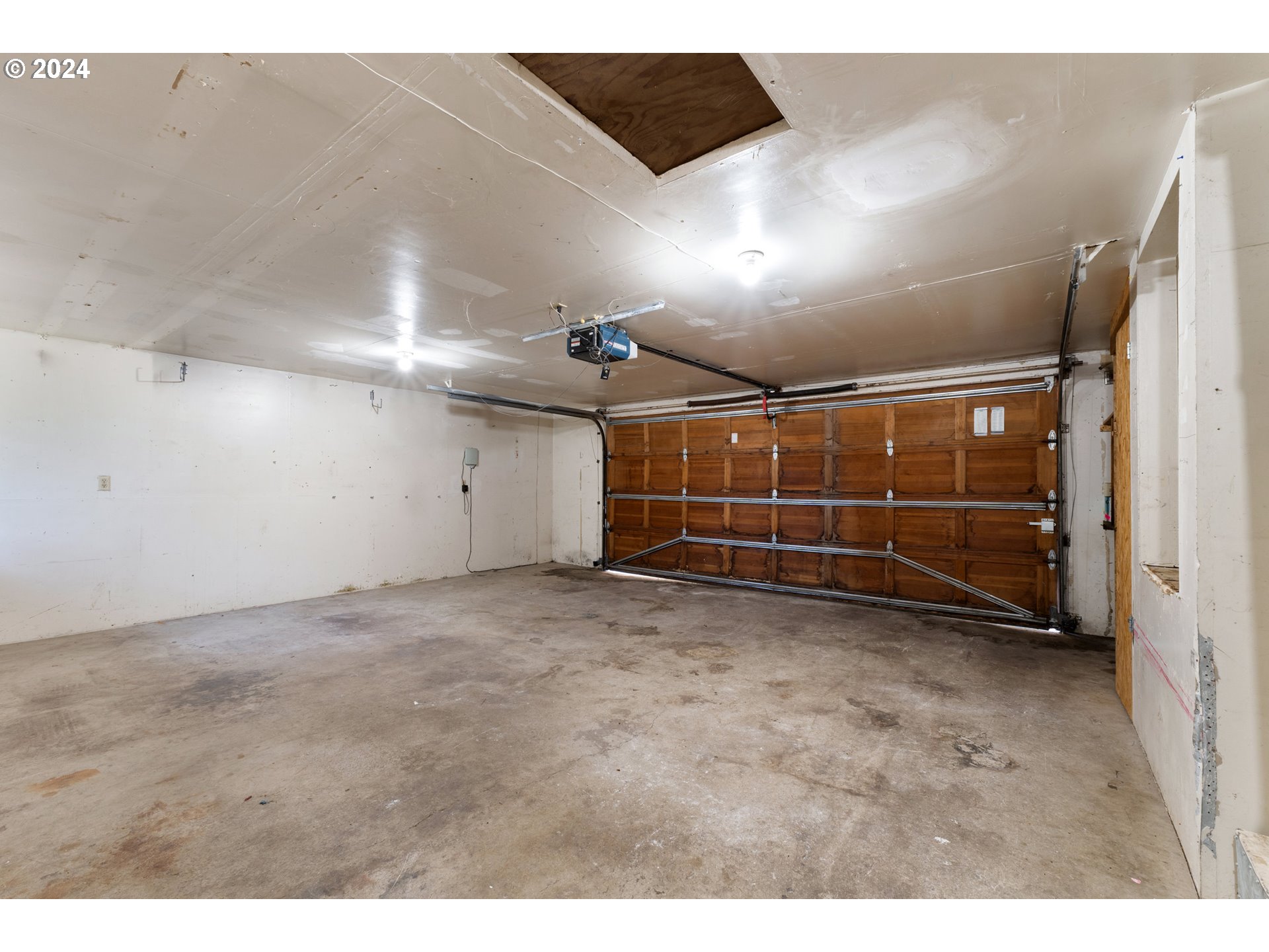 3598 Spring Boulevard Eugene, OR 97405 - Photo 45 of 48 Gallery Image 45