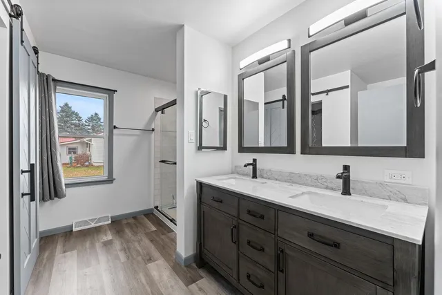 $294,900 | 904 Seymour Street, Reedsburg, WI 53959