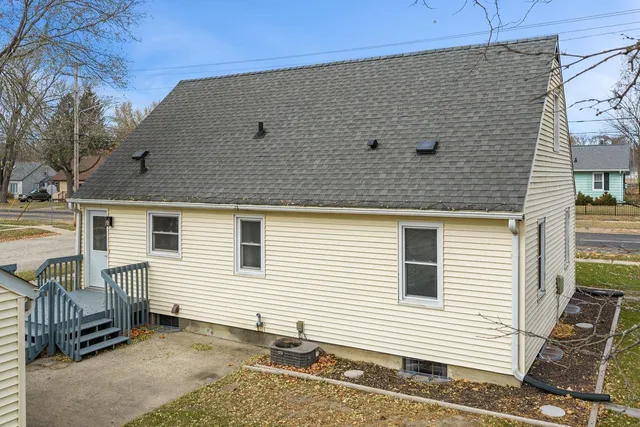 $294,900 | 904 Seymour Street, Reedsburg, WI 53959