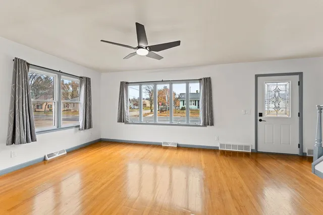 $294,900 | 904 Seymour Street, Reedsburg, WI 53959