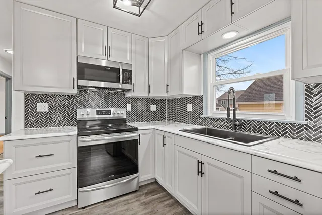 $294,900 | 904 Seymour Street, Reedsburg, WI 53959