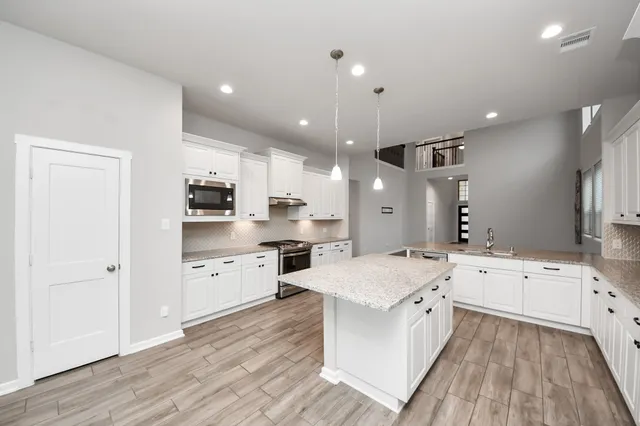 $2,800 | 23306 Ivory Sedge Trail, Katy, TX 77493