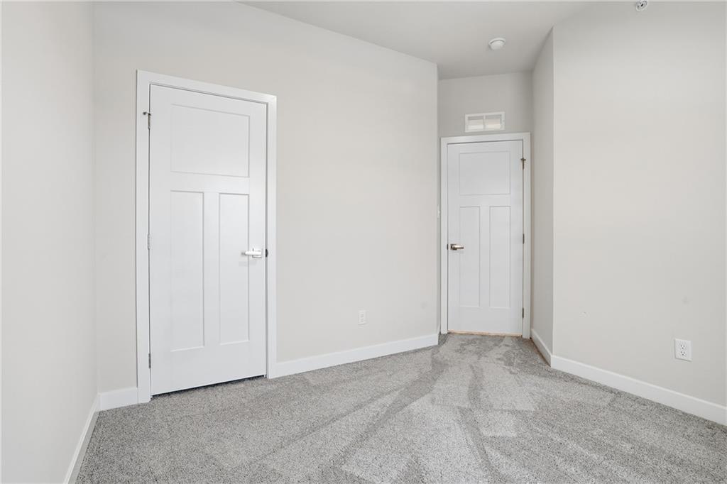 9002 Hickory Road Gibsonia, PA 15044 - Photo 26 of 46 an empty room with closet area