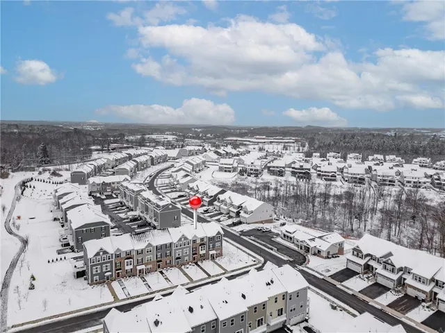 $400,000 | 9002 Hickory Road, Gibsonia, PA 15044