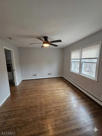 $1,950 | 933 Lafayette Avenue, Hawthorne, NJ 07506