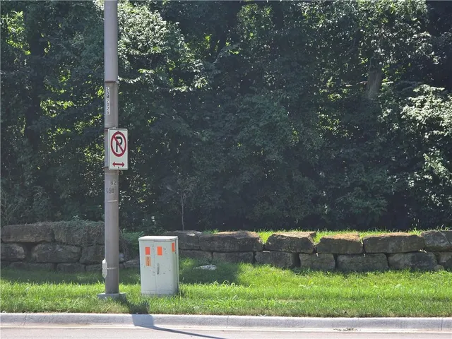 $35,000 | 601 East 85th Street, Kansas City, MO 64131