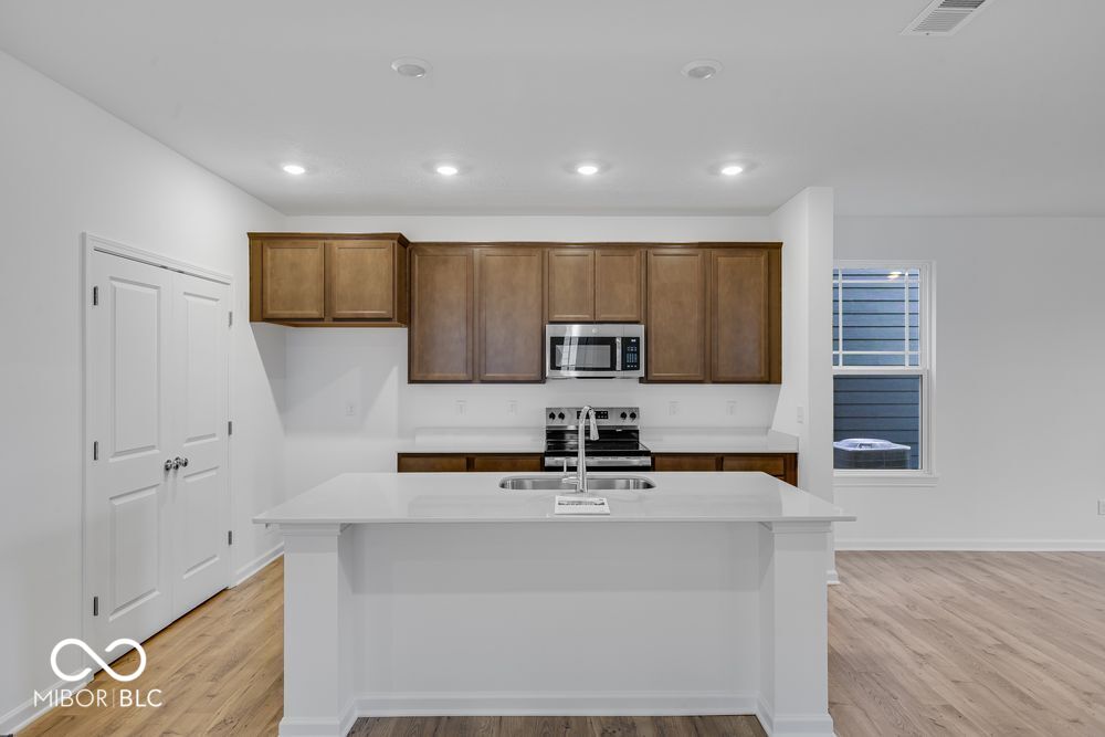 2635 Prism Way Plainfield, IN 46168 - Photo 6 of 43