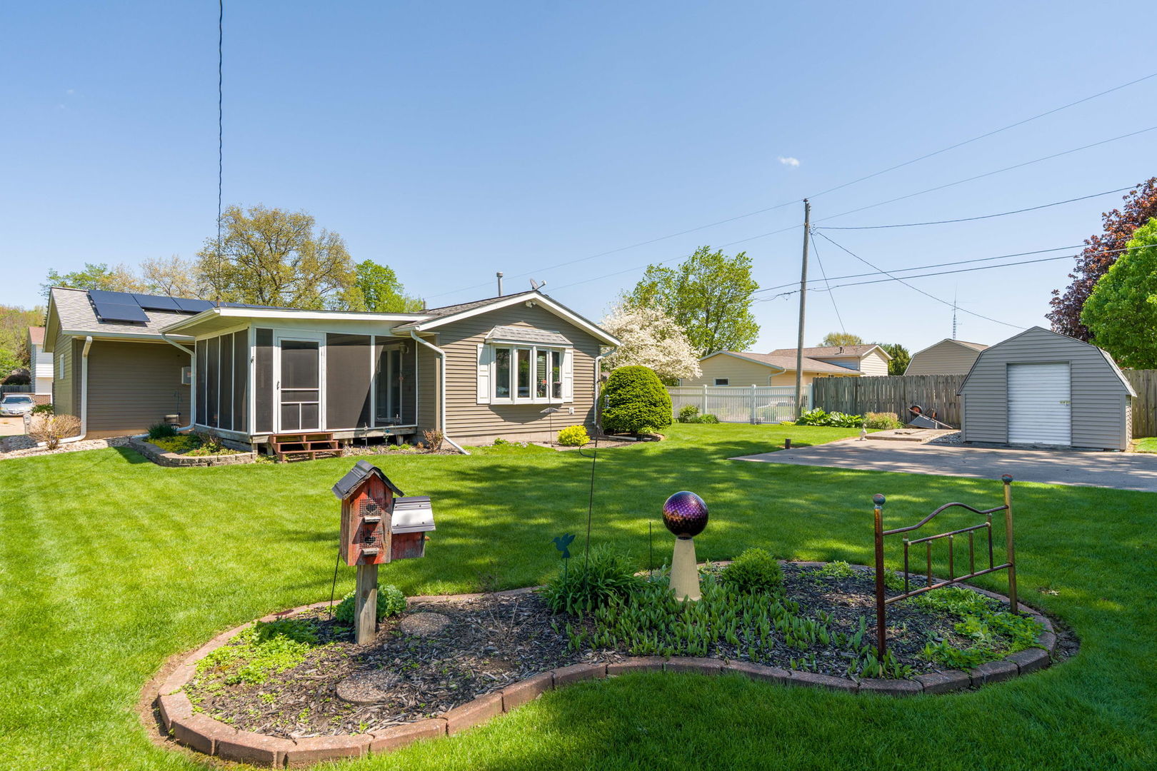 918 6th Street Hampton, IL 61256 - Photo 38 of 46