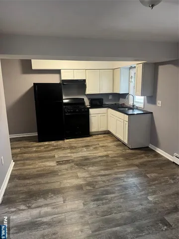 $1,875 | 75 Florida Street, Unit 2B, Elizabeth, NJ 07206