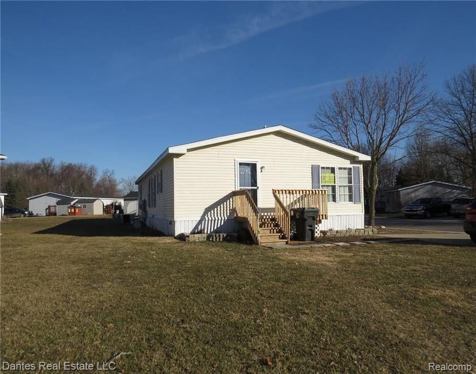 2500 Mann Road, Unit 421 Clarkston, MI 48346 - Photo 31 of 32