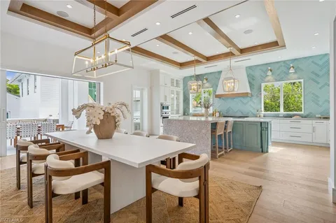 $17,500,000 | 187 10th Avenue South, Naples, FL 34102