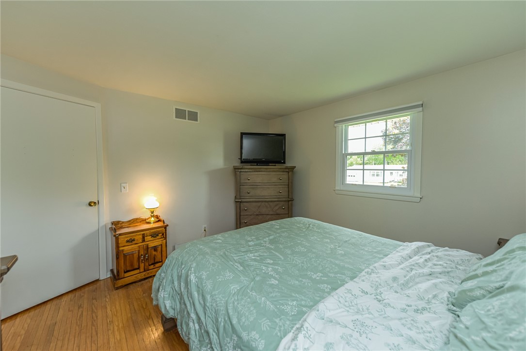 95 Ridgelea Court Greece, NY 14615 - Photo 21 of 35