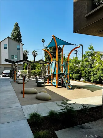 $2,500 | 220 Strike Drive, Covina, CA 91722