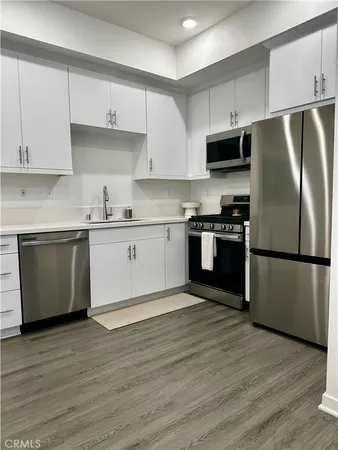 $2,500 | 220 Strike Drive, Covina, CA 91722