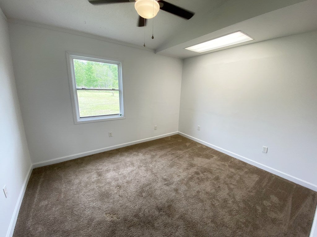 4846 Johnson Road South Valdosta, GA 31601 - Photo 9 of 13 Gallery Image 9