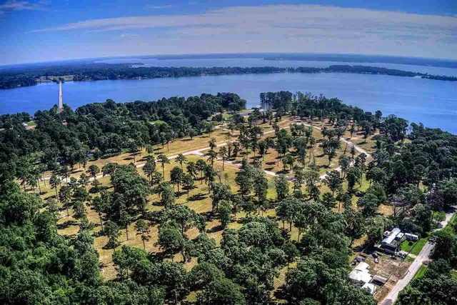 $68,000 | 20501 Wyndham Drive, Chandler, TX 75758