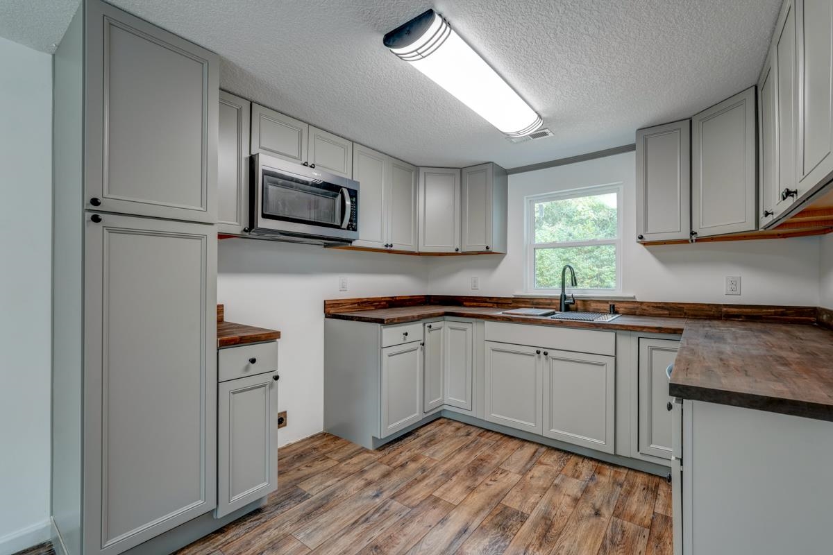 115 Pink Robinson Road Woodruff, SC 29388 - Photo 25 of 34
