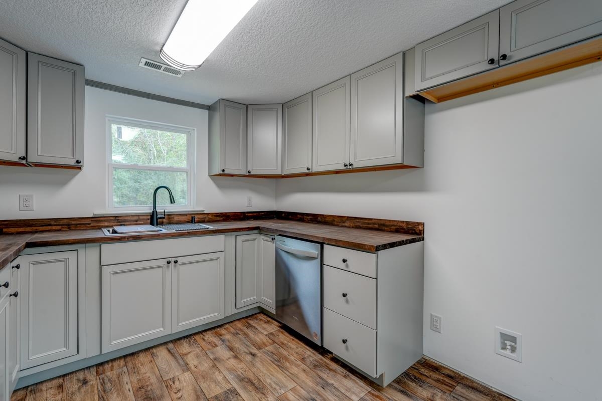 115 Pink Robinson Road Woodruff, SC 29388 - Photo 27 of 34