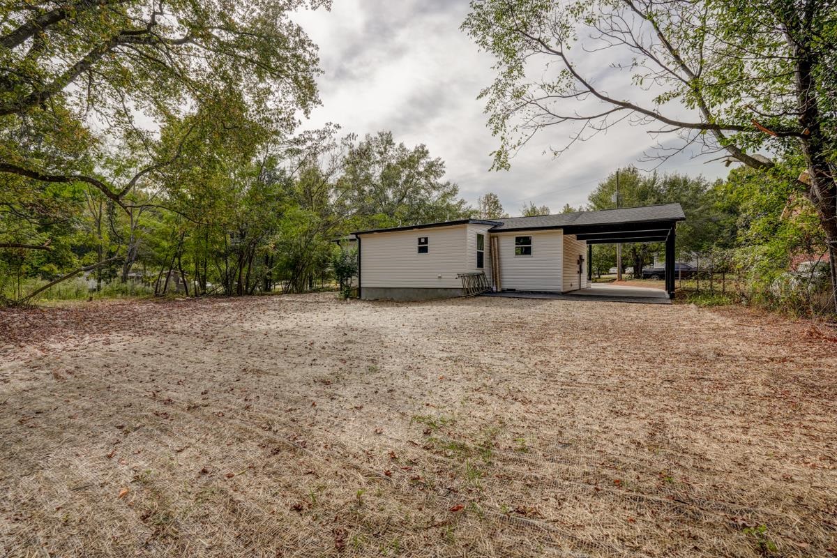 115 Pink Robinson Road Woodruff, SC 29388 - Photo 9 of 34