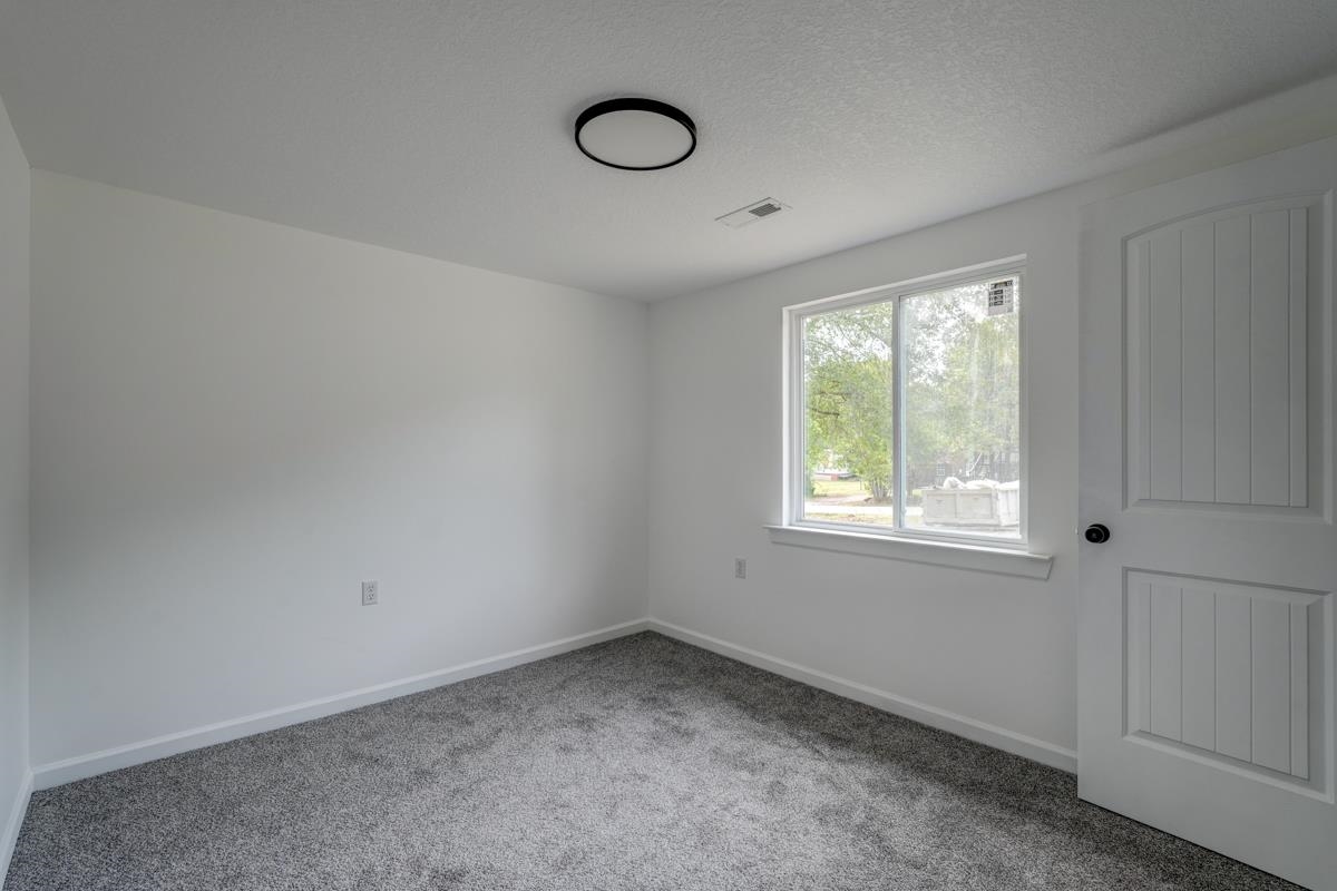 115 Pink Robinson Road Woodruff, SC 29388 - Photo 10 of 34