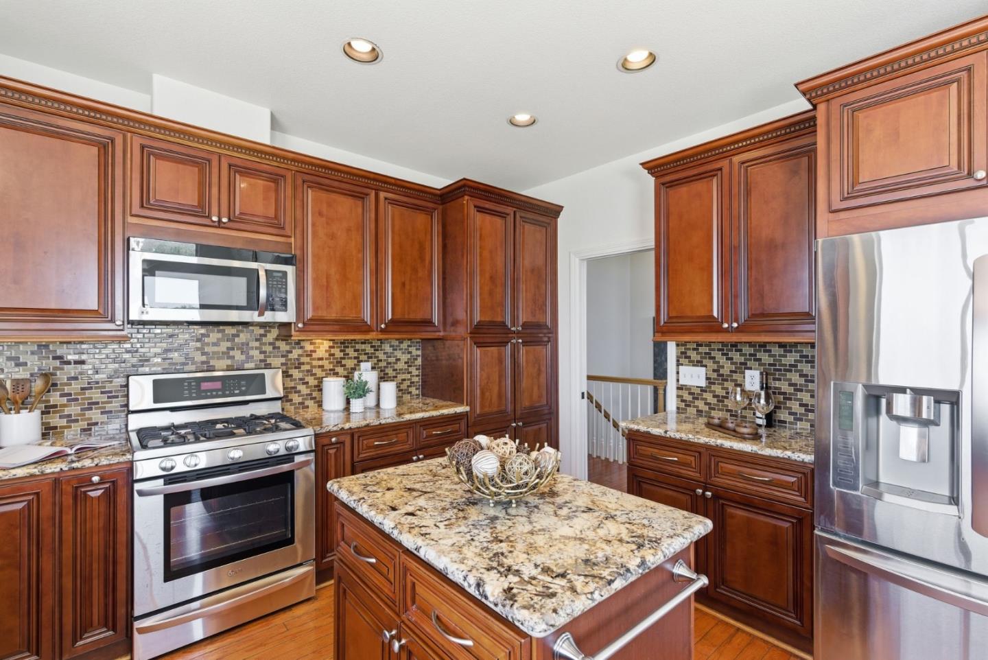 2545 Fox Ridge Drive Castro Valley, CA 94546 - Photo 13 of 40