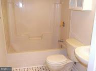11630 Smithfield Road Manassas, VA 20112 - Photo 22 of 25 Bath