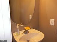 11630 Smithfield Road Manassas, VA 20112 - Photo 9 of 25 Bath