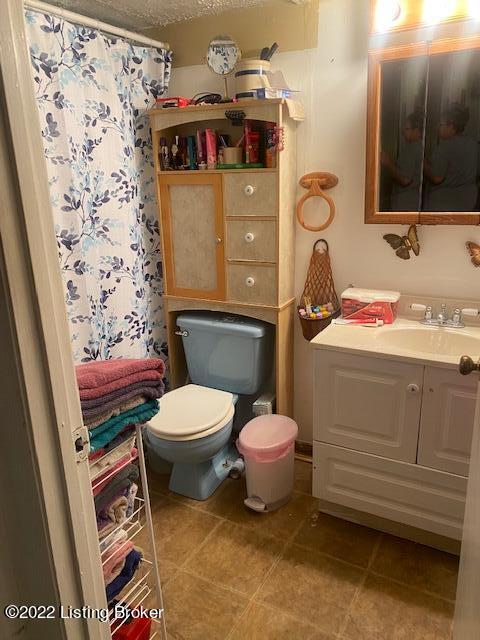 8055 Bagdad Road Bagdad, KY 40003 - Photo 9 of 11 Bathroom