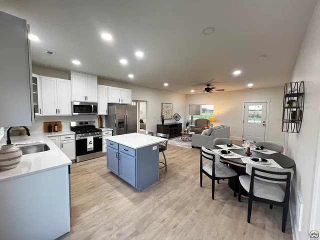 $257,500 | 210 Hickory Street, Americus, KS 66835