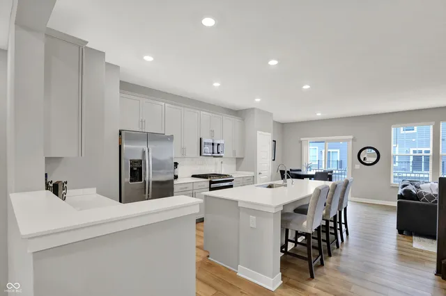 $2,650 | 13807 Boiler Place, Carmel, IN 46032