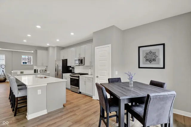 $2,650 | 13807 Boiler Place, Carmel, IN 46032