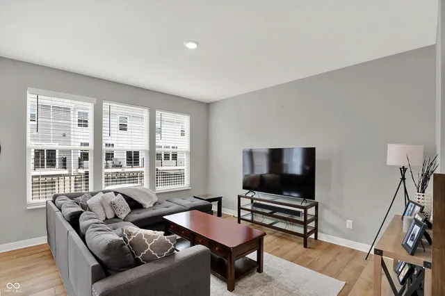 $2,650 | 13807 Boiler Place, Carmel, IN 46032