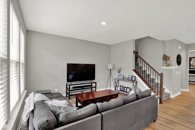 $2,650 | 13807 Boiler Place, Carmel, IN 46032