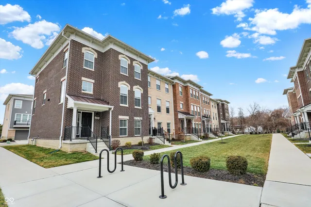 $2,650 | 13807 Boiler Place, Carmel, IN 46032