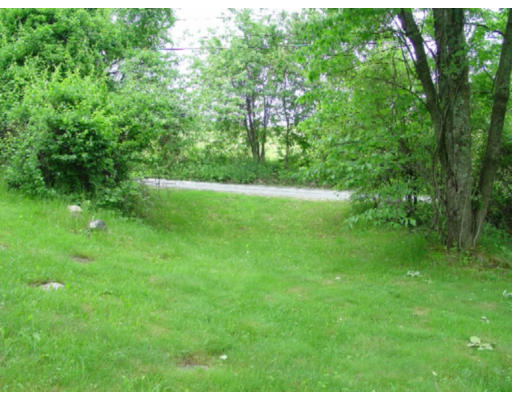 84 Holbrook Road Oxford, MA 01540 - Photo 12 of 30 Gallery Image 12