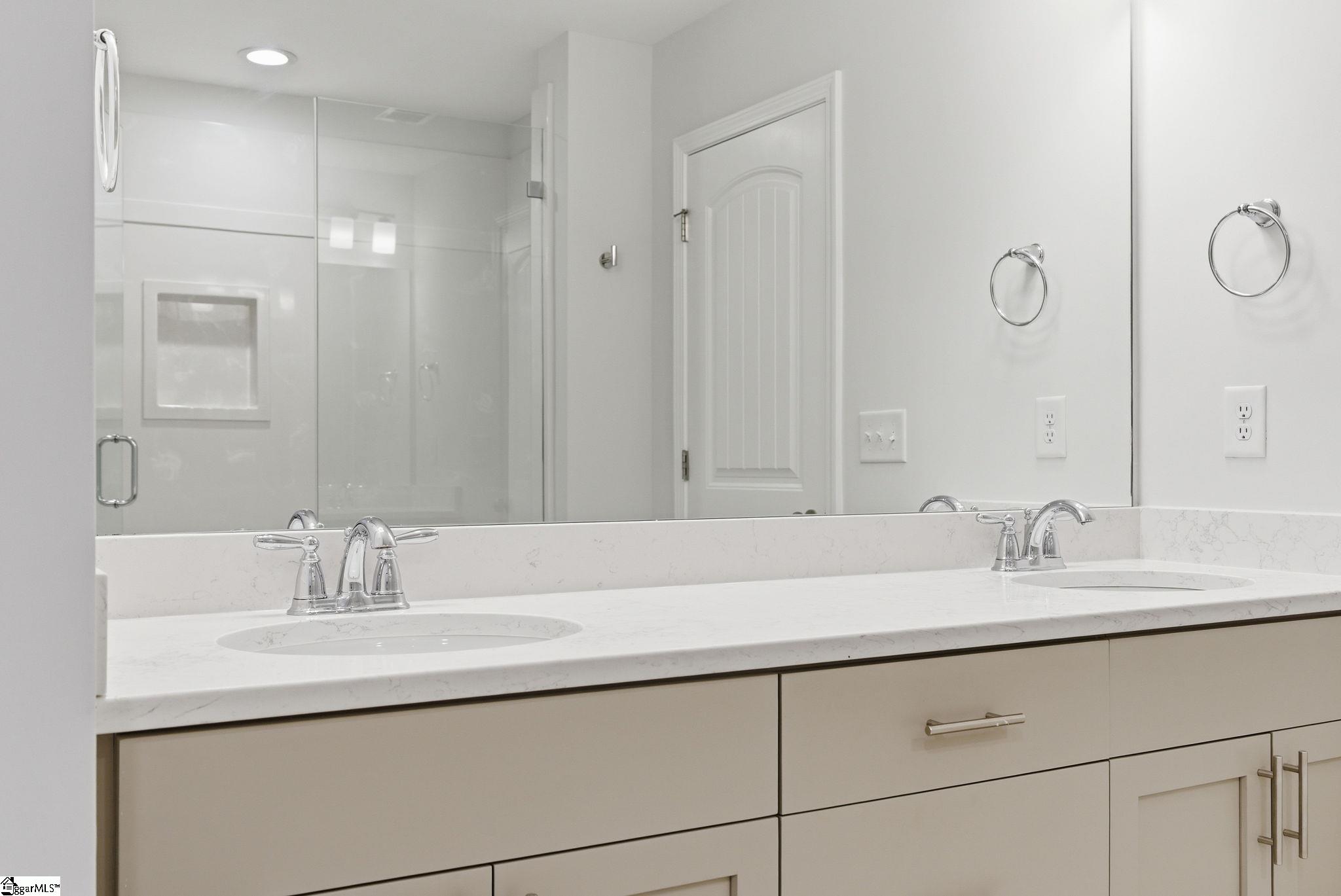 18 Peckham Street Greenville, SC 29607 - Photo 29 of 44