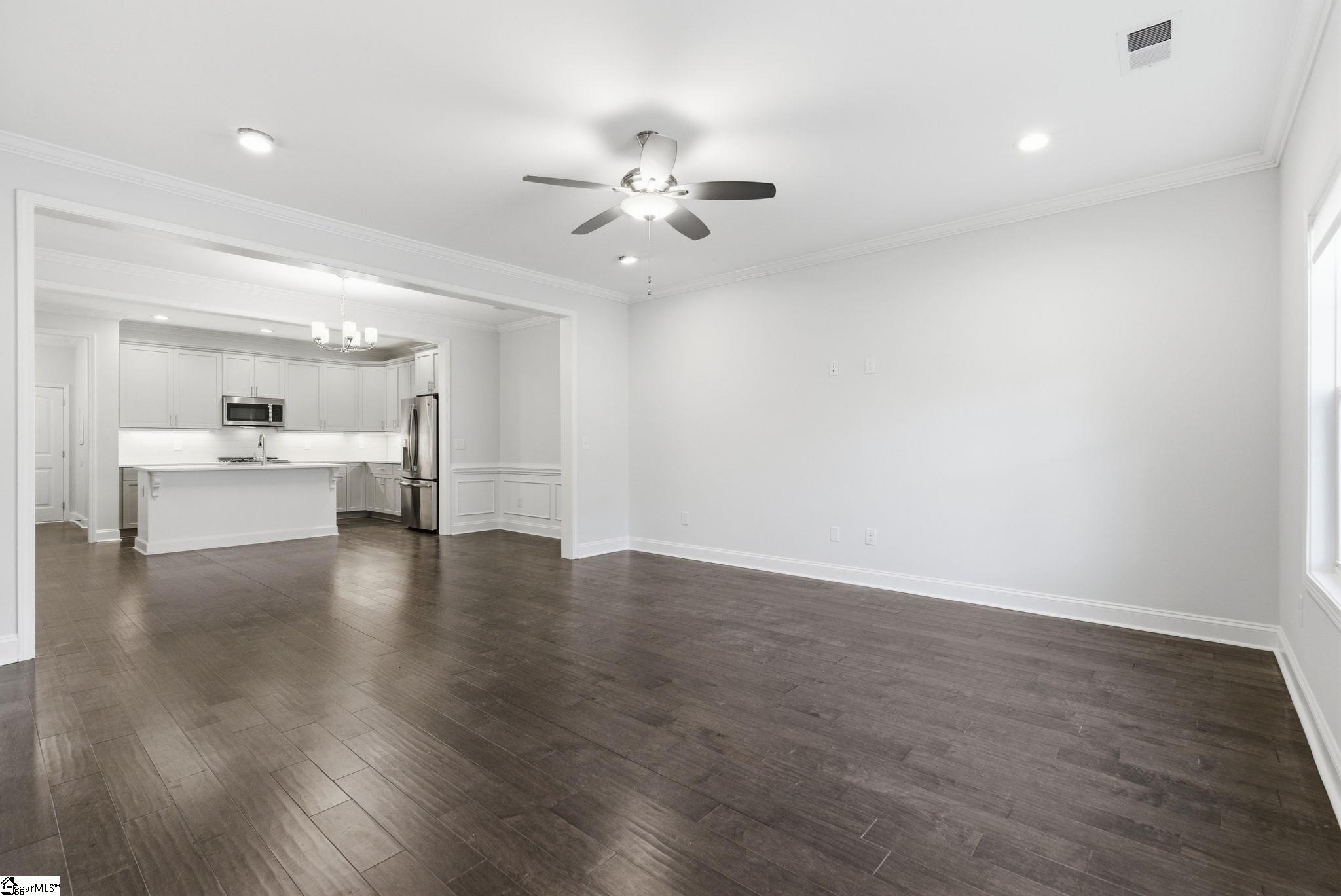 18 Peckham Street Greenville, SC 29607 - Photo 8 of 44