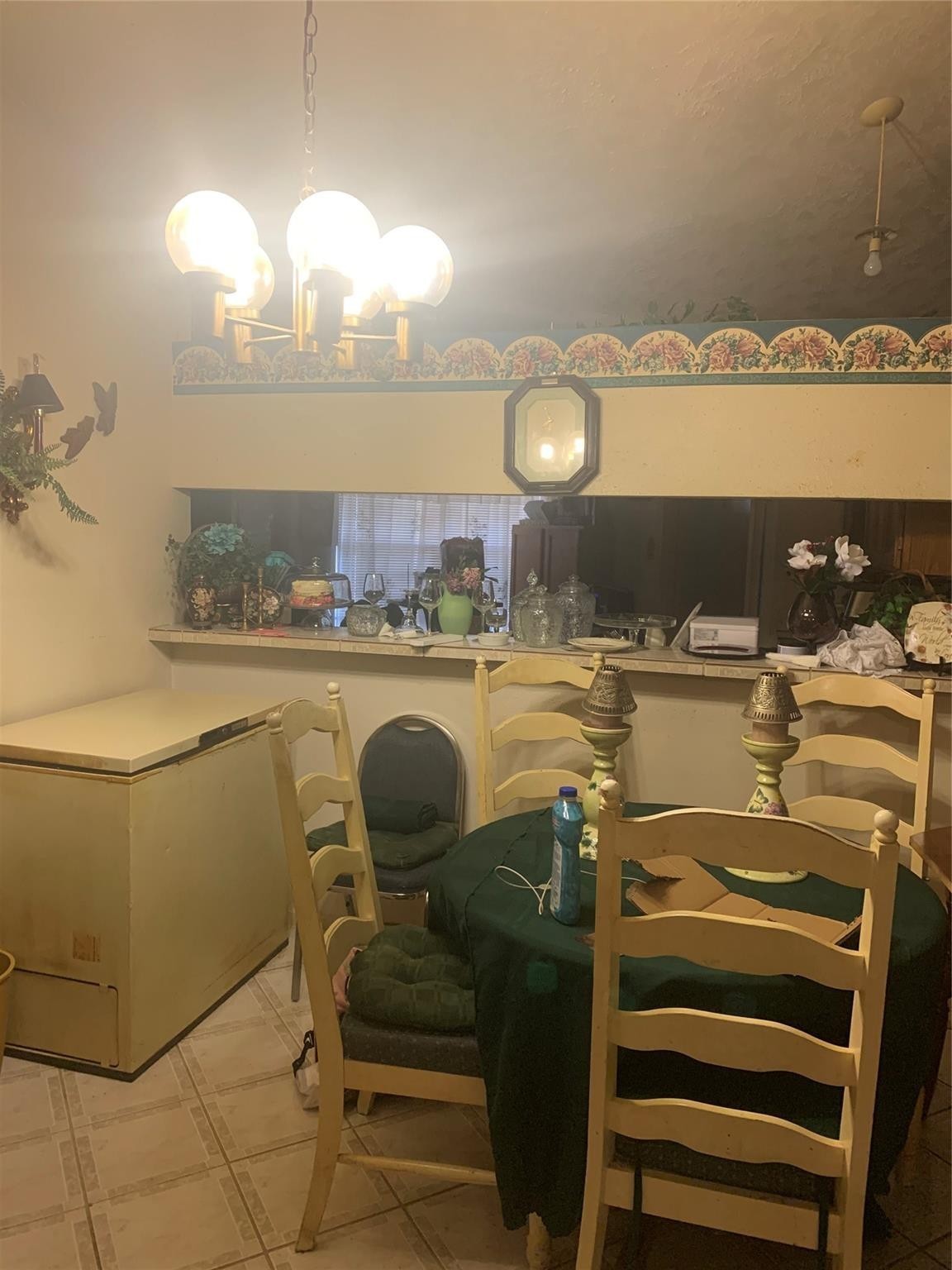 3250 Walhalla Drive Houston, TX 77066 - Photo 6 of 15 a bathroom with a sink mirror and vanity