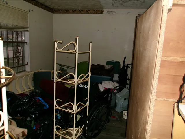 $160,000 | 3250 Walhalla Drive, Houston, TX 77066