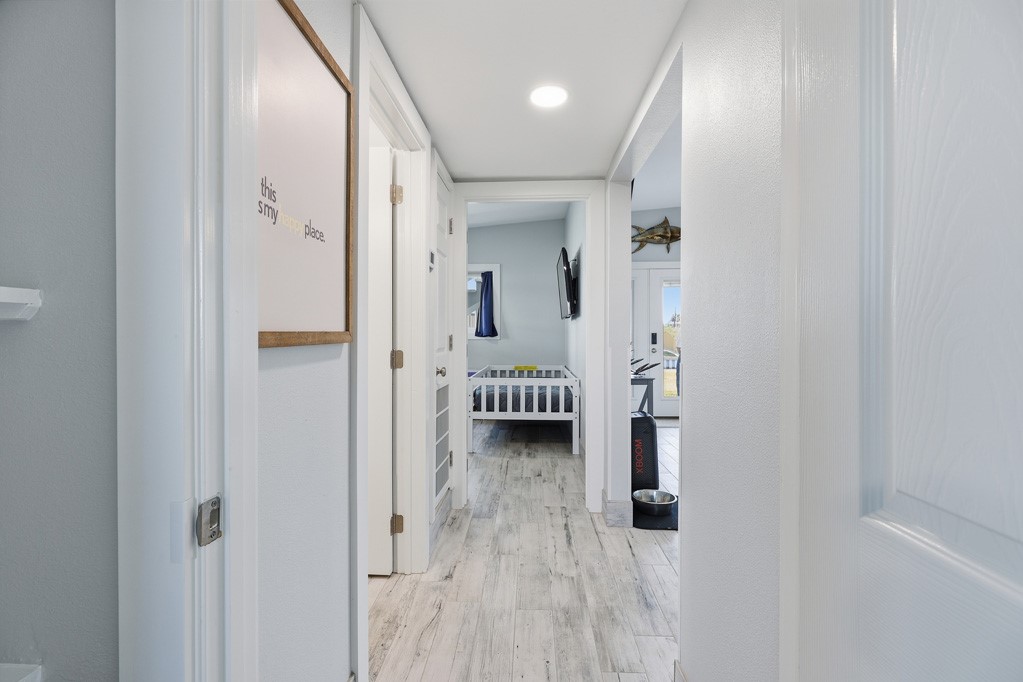 129 Copano Cove Road Rockport, TX 78382 - Photo 19 of 37