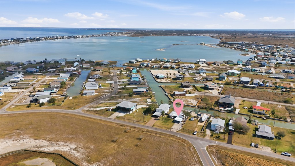 129 Copano Cove Road Rockport, TX 78382 - Photo 33 of 37