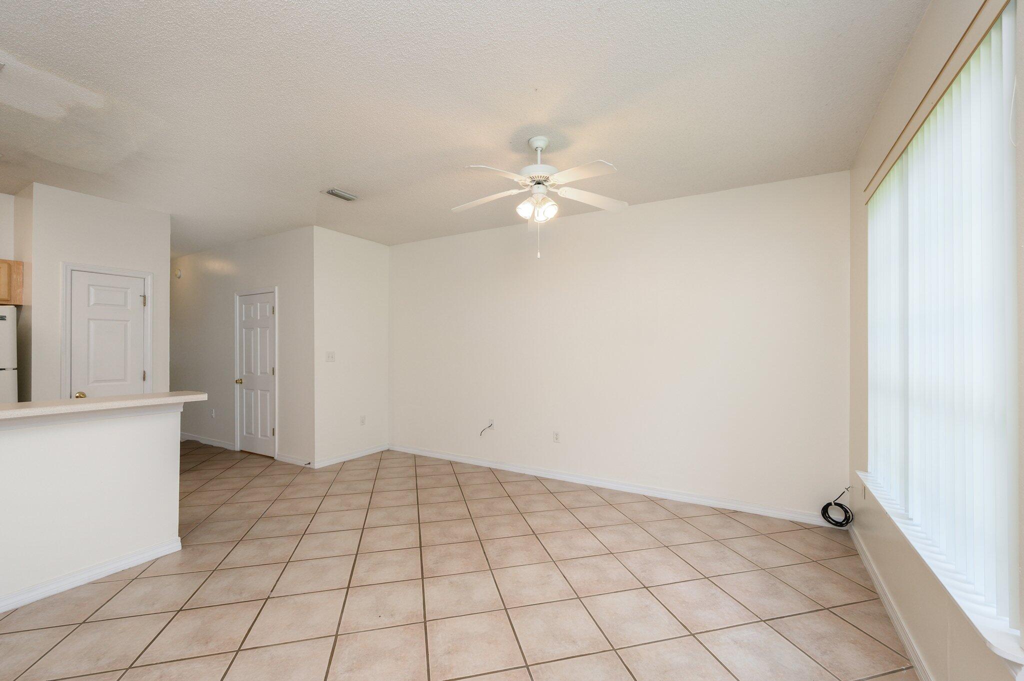 416 Bear Road, Unit B Fort Walton Beach, FL 32547 - Photo 9 of 34 9-web-or-mls-416B Bear Rd-07
