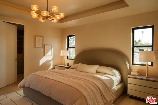 $3,349,000 | 3444 Redwood Avenue, Los Angeles, CA 90066