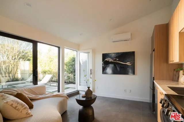 $3,349,000 | 3444 Redwood Avenue, Los Angeles, CA 90066