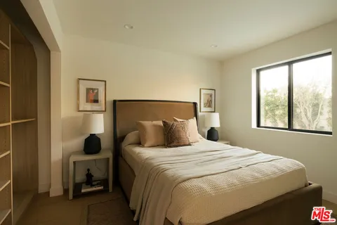 $3,349,000 | 3444 Redwood Avenue, Los Angeles, CA 90066