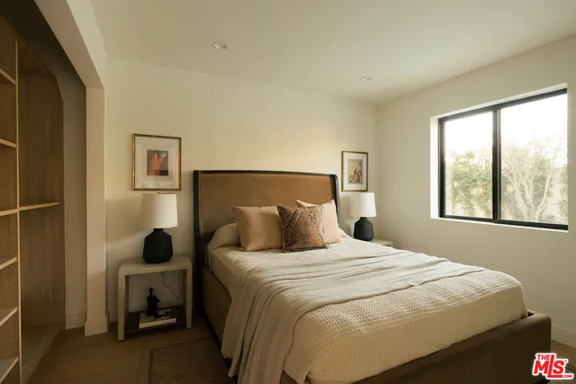 $3,349,000 | 3444 Redwood Avenue, Los Angeles, CA 90066